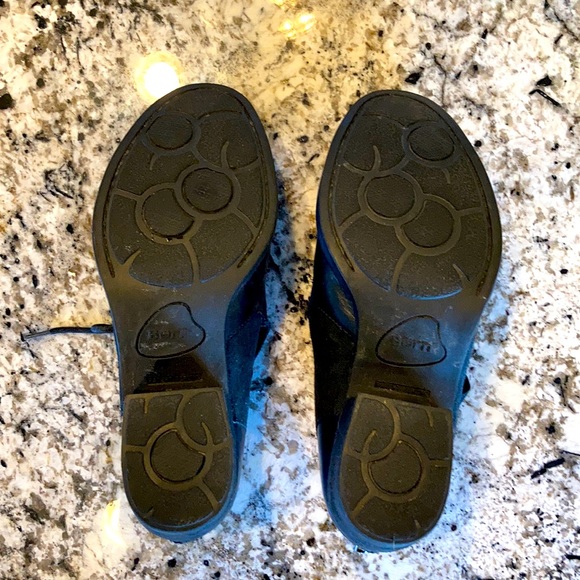 Born Celia Cut-Out Bootie 8 - Picture 5 of 8